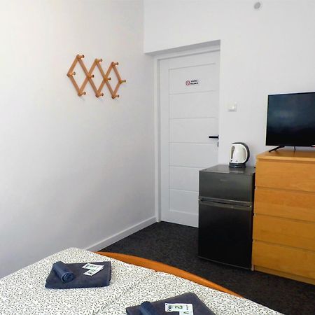 Tk Apartamenty I Pokoje กดิเนีย ภายนอก รูปภาพ